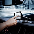 Miniatyrbillede 7 af 11: SPIGEN TS35 SIGNATUR CAR MONTERINGSHOLDER SORT