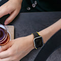 Miniatyrbild 10 av 11: Magnetisk Apple Watch SE 8, 7, 6, 5, 4, 3, 2, 1 (41, 40, 38 mm) Dux Ducis-bånd (LD-versjon) – svart og gul