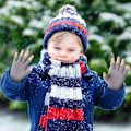 Pikkukuva 4 / 5: Sormettomat lapaset lapsille, muunneltavat neulotut lapaset{F2}, useita pareja