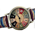 Miniatyrbillede 1 af 2: Dameur i boheme boho hippie stil, flerfarvet regnbuevævet armbåndsur (blå)