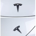 Miniatyrbillede 4 af 4: [QD] 3x Mat Sort T-Logo Hjelm Emblem Tesla Model Y{F2]