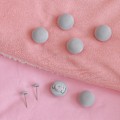 Miniatyrbilde 1 av 5: (grå) Pakke med 10 runde dynetrekk-klips, soppmønster med knapper, for dynetrekk på soverommet