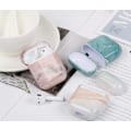Miniatyrbillede 3 af 5: Til AirPods 1 og 2, Beskyttelsesmodul Kompatibel Blød Marmor Mønster PC Holdbar Stødsikker Bumper Skal Defender, Marmor Korn