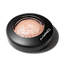 Pikkukuva 4 / 4: MAC Mineralize Skinfinish 10gr Soft & Gentle