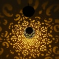Miniatyrbild 3 av 5: Solcellsladdad energisensorstyrd LED-lykta hängande utomhuslampa olivgrön formdesign