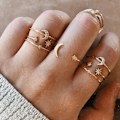 Miniatyrbilde 2 av 5: Baicccf Boho Gull Stakkbare Ringer For Kvinner Gull Knuckle Ringer Sett Enkle Stjerne Måne Blomst Ringer For Tenåringsjenter Stakkbare Estetiske Ringer Gaver For Tee