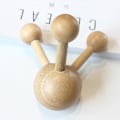Miniatyrbild 2 av 4: Universell trämassageapparat, naturlig färg