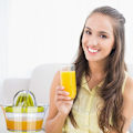 Miniatyrbild 2 av 4: Citronpress 4 i 1 citronpressare med 400 ml behållare, manuell citruspress, limepress, juicepress, limepressare, limepressare