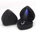 Miniatyrbillede 1 af 5: Elegant LED smykkeskrin i fløjl, gaveæske til halskæde, armbånd med LED-lys til smykkevisning, Valentinsdag, bryllup, forlovelse, sort