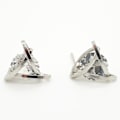 Pikkukuva 1 / 5: Triangle earring with single diamond Silver M