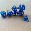 Miniatyrbild 1 av 8: DND Tärningar Polyhedrala Tärningsset, 7 st/set Blå Nebulosa Tärningar för Dungeon and Dragons, Pathfinder Rollspel Tärningsspel RPG (Vit Gravyr)