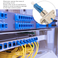 Miniatyrbild 8 av 8: Fiberoptisk adapter för optiska mätenheter, låg dämpningskoppling med keramisk hylsa för förbättrad optisk signalöverföring
