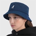 Miniatyrbild 1 av 3: Hink med platt topp i klassisk Kangol Bermuda-tvätt, för män och kvinnor Navy Blue