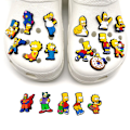 Pikkukuva 2 / 5: 18 kpl Simpsonit sarjakuva kenkien Croc Charms -tarvikkeet Kenkien nappikoristeet 18PCS