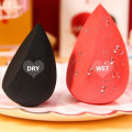 Miniatyrbillede 10 af 11: DUcare Puderpuff Kosmetisk Svamp Makeup Dual-use Torrt och Blött Svart/Röd