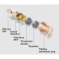 Miniatyrbild 8 av 11: TOMKAS In-ear Magnetic Earphone With Mic In-lineControl Guld