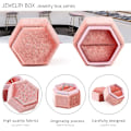 Miniatyrbild 4 av 5: Hexagon Sammet Ring Box Enstaka Ring Display Hållare Elegant Smycken Förvaringslåda Present Till Förslag Förlovning Bröllopsdag Födelsedag Ceremoni (svart)