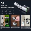 Miniatyrbild 3 av 4: Fingeravtryckslås Smart Låskolv Graffiti Ttlock Bluetooth Trä Dörrlås