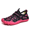 Miniatyrbillede 1 af 5: Børnesneakers Hurtigtørrende Slip On Vandstøvler Til Strand Eller Vandsport Yogasko -13 Red EU 37