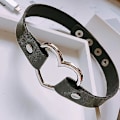 Miniatyrbillede 5 af 5: 2 stk. Kærlighedshjerte Justerbar Læder Choker Punk Pu Halskæde Goth Choker Blød Halsbånd Kæde Til Kvinder Piger