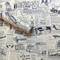 Pikkukuva 1 / 5: Vintage itseliimautuva tapetti, itseliimautuva kuori ja kiinnitä -tapettipaperi, sanomalehti, 45 cm x 10 m