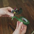 Miniatyrbilde 2 av 4: Blomstertape Bukett Stilkinnpakning, 15 Rull Grønn Blomsterstilk Tape Blomster Limtape For Bukett Stilkinnpakning Og Blomsterhåndverk (1/2\" Bred 30 Yard)