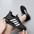 Pikkukuva 3 / 5: Naisten Flyknit Tennarit Ulkoilukengät n727 Black EU 41