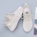 Pikkukuva 2 / 5: Naisten hengittävät lenkkarit, Flying Woven juoksukengät Fra7701 Beige EU 40
