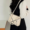 Miniatyrbillede 5 af 5: Dame Skuldertaske Retro Klassisk Håndtaske Pu Læder Clutch Taske Med Lynlås creamy white
