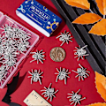 Miniatyrbild 3 av 5: 1 Ask 30 st Spindlar Berlocker Tibetansk Stil Antik Silver Små Spindlar Berlocker Bulk Halloween Legering Metall Insekt Berlocker för Smyckestillverkning Berlocker DIY Halsband