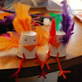 Miniatyrbillede 3 af 3: 10 stk. Fluffy Struds Kunstige Fjer Kunsthåndværk Blandede Farver (4\"-6\" Længde), DIY Dekoration til Bryllupsdekorationer, Festivalfest