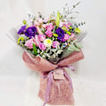 Miniatyrbild 4 av 4: Rulle med linneblomsteromslagspapper, blombukettomslag, 19,7 tum x 5 yards (c)