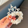 Miniatyrbillede 3 af 3: Søde glitrende krone scrunchies dejlig hvid perle elastisk hårbånd til små piger 7