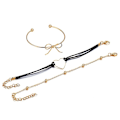 Miniatyrbillede 3 af 4: 3 stk./sæt Kvinder Udhulet Hjerte Sløjfe Perler Armbånd Justerbar Multilayer Metal Armring