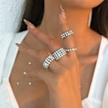 Miniatyrbild 4 av 5: 1/2/3/5 Stretch Crystal Ring Utsökt inläggning för Elegant golden 4 rows 1 Pc