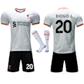 Miniatyrbild 1 av 2: Liverpool bortaställ för barn 2024-2025 med strumpor nr 20 DIOGO J. 16