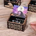 Miniatyrbild 10 av 11: Halloween träspeldosa Handvev Antik graverad case för Halloween-afton 3