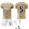Miniatyrbild 1 av 2: 2024-2025 Real Madrid Special Edition Fotbollströja Barn Vuxen med Strumpor No.5 Bellingham 26