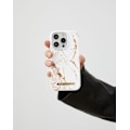 Miniatyrbillede 4 af 8: Printed Case iPhone 13 / 14 / 16e Carrara Gold