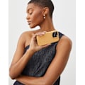 Miniatyrbillede 2 af 7: Silicone Case iPhone 15 Plus Apricot