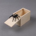 Miniatyrbillede 5 af 5: Sjove skræmmeæske Træ Prank Spider In Case Great Quality Prank-træ