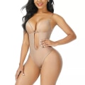 Miniatyrbild 4 av 5: Kvinnors rygglösa Body Shaper BH - Djup V-ringad sömlös stringtrosa Invisibles Shapewear för bröllop Complexion M
