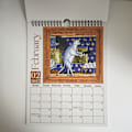 Miniatyrbild 4 av 5: Konstig medeltida kattkalender 2025 Kalender 12 månaders väggkalender Hängbar för kontor Hem Gåva Belagd papper 11 * 8,5 tum (1 st)