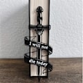 Miniatyrbillede 3 af 4: Stilfuldt bogmærke, sorte og gulddrager med sol og skyer bogmærke, seje bogmærke til bogelskere, bogtilbehør, julebogmærke -q C