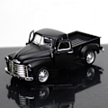 Pikkukuva 3 / 8: 1kpl Pick Up Truck, musta- 1/32 mittakaavassa Diecast malli Leluauto Vintage automalli Retro vintage automalli Lelu metalliseos automalli kodin sisustus Black
