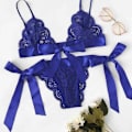 Pikkukuva 3 / 4: Naisten Pitsi-Alusvaatesetti Seksikäs Yöasu Uniasu Rintaliivi + G-String Alusvaatteet Blue XL