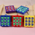 Pikkukuva 2 / 5: Tic Tac Toe Mini -avainperä lapsille Decompression Xo -peli Juhlapuolueet Goody Bag -täyteaineet Luovat lahjat Blue