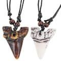 Pikkukuva 1 / 5: 2kpl Shark Tooth -kaulakorut miesten kaulaketjut Cool Beach kaulakorut pojille Assorted Color 26x3.6CM