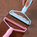 Miniatyrbilde 2 av 5: 1 stk. Lint Remover Pellet Scraper Dobbeltsidig Klær Hår Scraper Cleaner