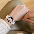 Miniatyrbillede 5 af 5: Til Samsung Galaxy Watch 5 40 mm / 44 mm / Watch 5 Pro 45 mm Resin urbånd i rustfrit stål med spændearmbånd White